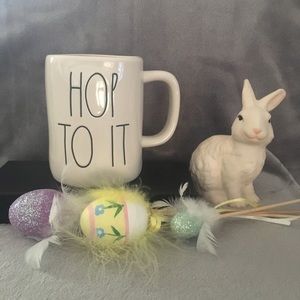 🐇🐰Rae Dunn Mug🐰🐇